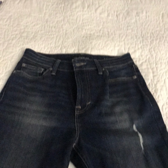 Jeans - Picture 1 of 7